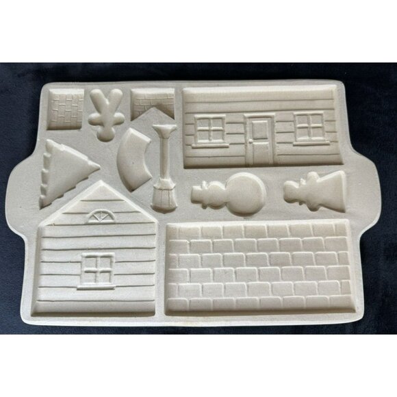 Gingerbread House Mold Superstone 1994 Sassafras Enterprises Made In USA - Picture 1 of 9